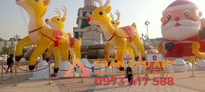 mô hình xốp noel khổng lồ