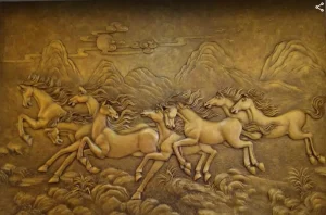tranh phù điêu bát mã đẹp