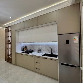 Tủ bếp inox cánh kính 2