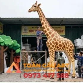 Mô hình xốp con Hươu cao cổ