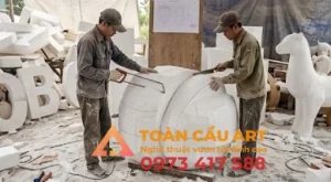 điêu khắcmô hình quả dâu tây bằng xốp 3d