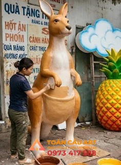 mo-hinh-xop-chuot-tui-dep sơn màu mô hình xốp Chuột túi cẩn thận